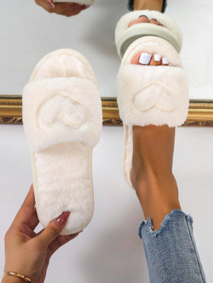 Trendy Fuzzy fluffy slippers